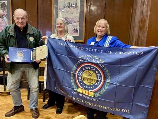 Ceremony for CA VVA Chapter 547 Vietnam veterans by members of the CA Chief Solano Chapter NSDAR.